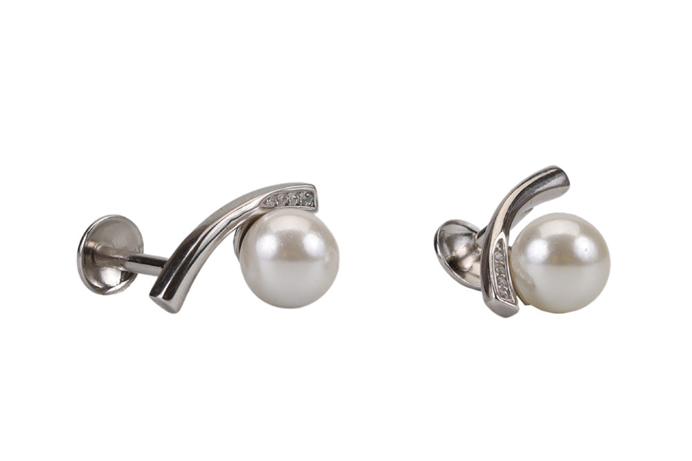 Rhodium Pearl With Curve Stud