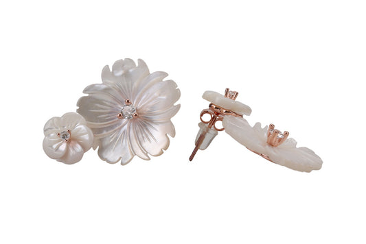 Mop Moon Stone Dainty Flower Stud